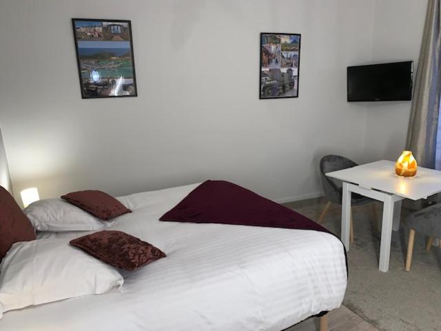 Appartement Rez De Chaussee Gold Beach Байе Экстерьер фото